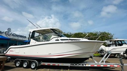 32' Boston Whaler 2023