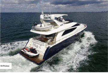 65' Uniesse 2009