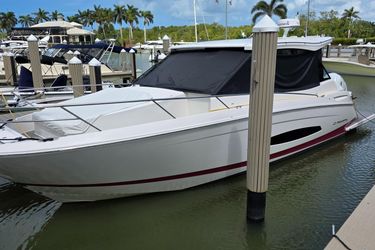 39' Regal 2021
