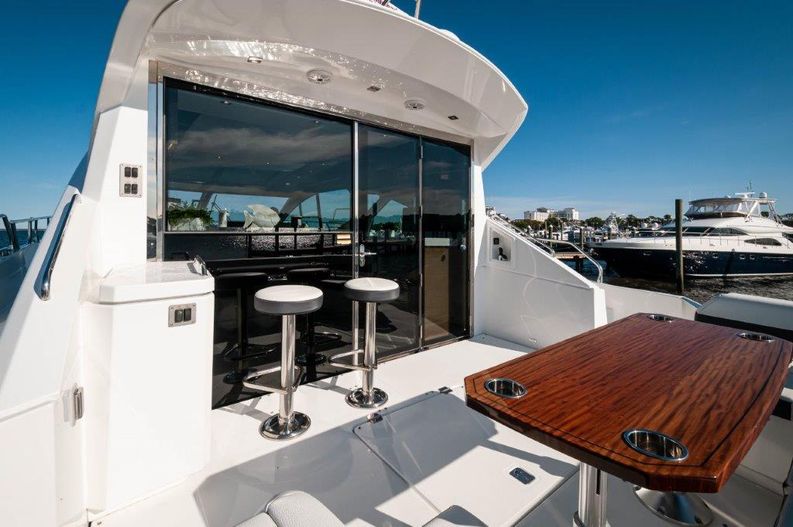 Triple Trouble Yacht Photos Pics 2016 Cruisers Yachts 60 Cantius  Cockpit 2