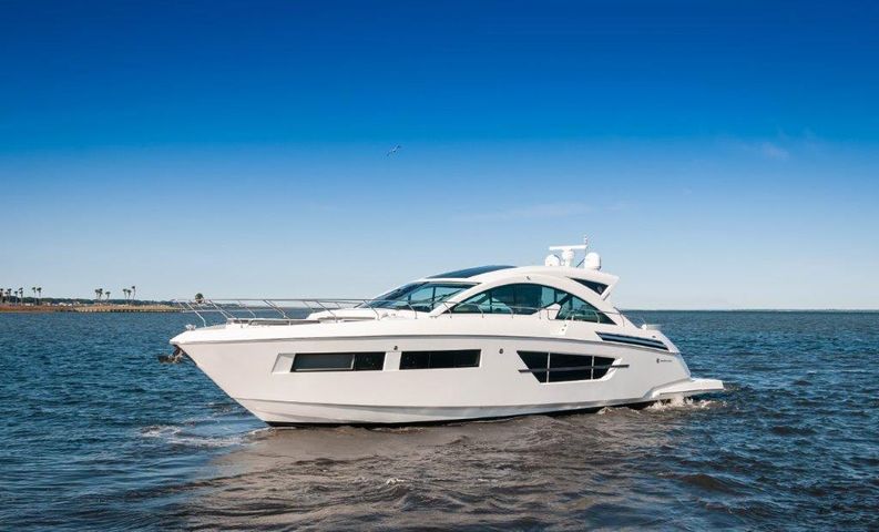 Triple Trouble Yacht Photos Pics 2016 Cruisers Yachts 60 Cantius  Port Profile