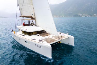 52' Lagoon 2015