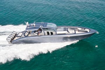 52' Midnight Express 2022