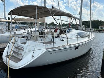 45' Jeanneau 2012