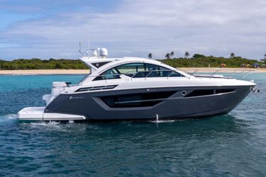 50' Cruisers Yachts 2019