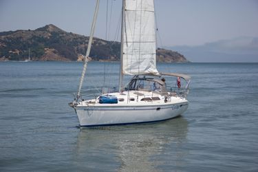 35' Catalina 2005