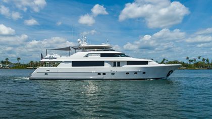 112' Westport 2014