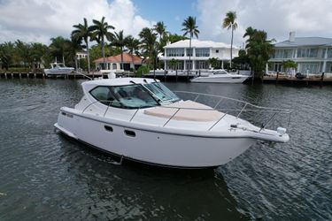 35' Tiara Yachts 2008