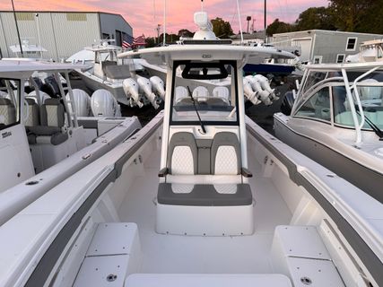 2024 Regulator 34