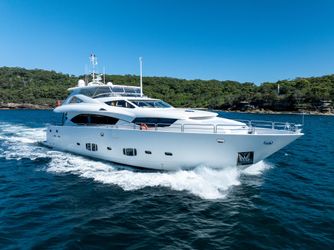 98' Sunseeker 2010