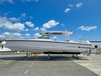 38' Axopar 2025
