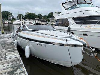 33' Fairline 2022