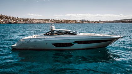 88' Riva 2015