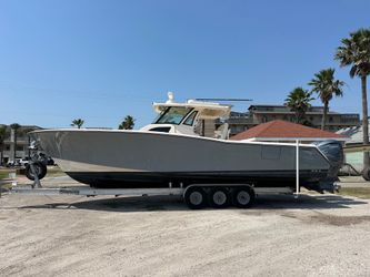 37' Grady-white 2020 Yacht For Sale