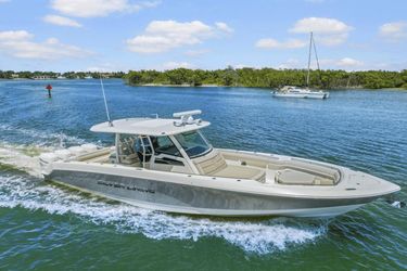 38' Boston Whaler 2020