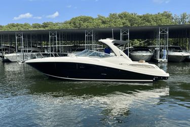 33' Sea Ray 2016