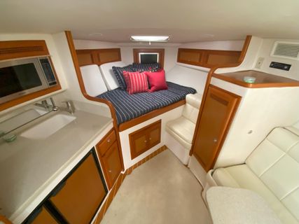 2006 Cabo 32 Express HT