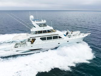 90' Hatteras 2000 Yacht For Sale