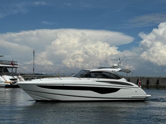 43' Princess Yachts 2019