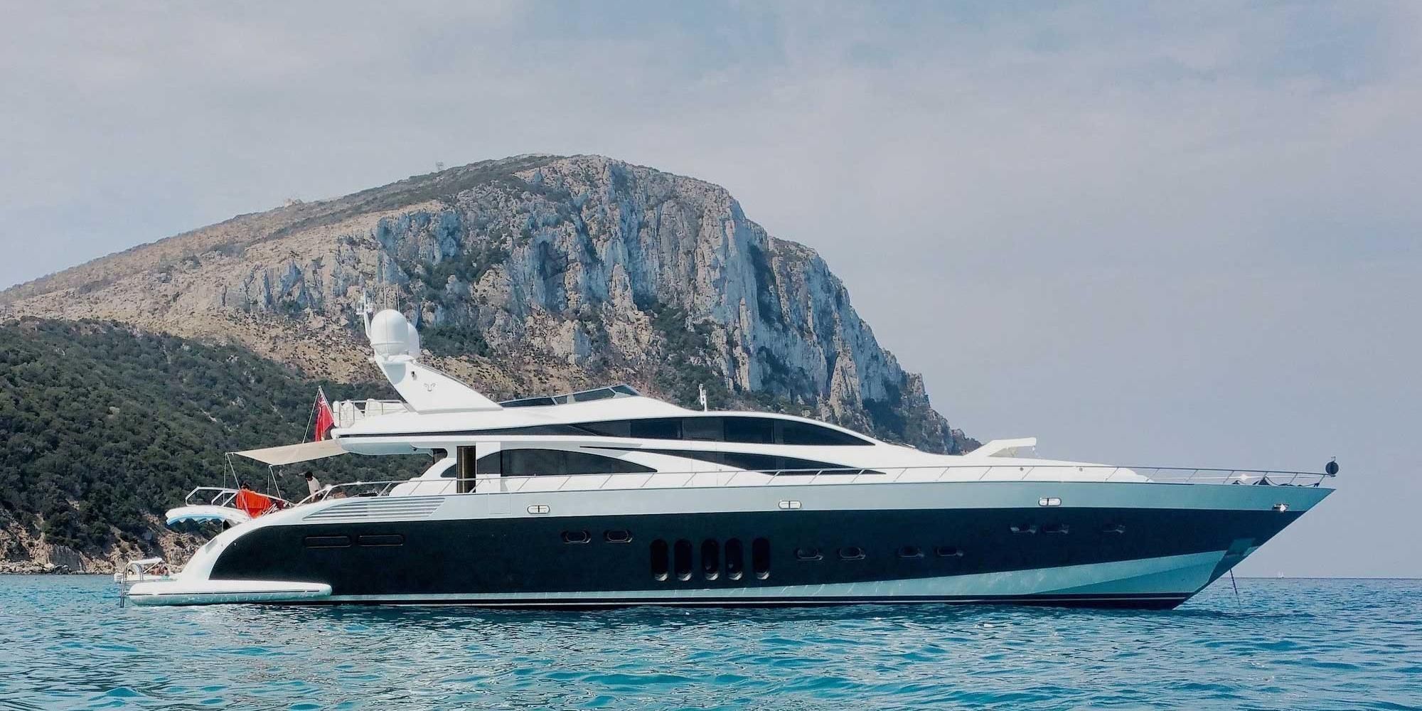 yacht for sale italia