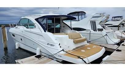 43' Cruisers Yachts 2014