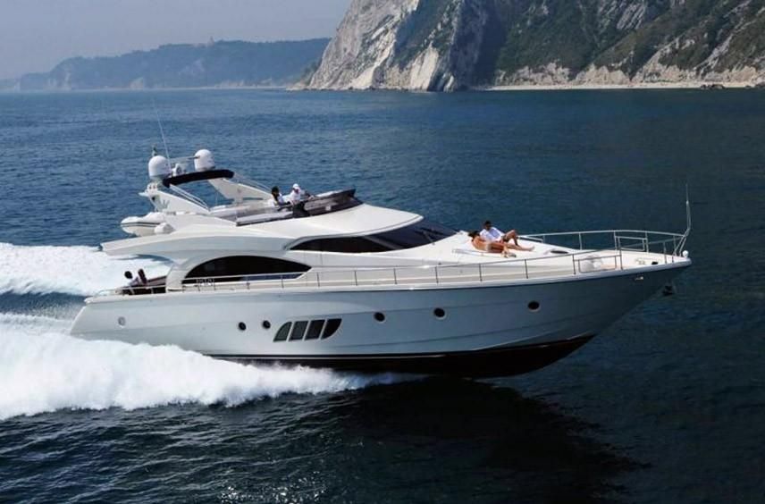 dominator 68 yacht for sale