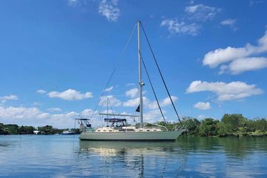 48' Island Packet 2005