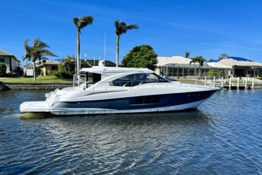 45' Cruisers Yachts 2017