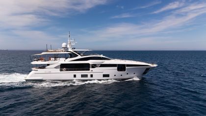 114' Azimut 2019