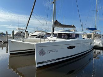 44' Fountaine Pajot 2015