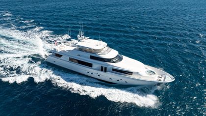 112' Westport 2011