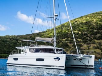 44' Fountaine Pajot 2016