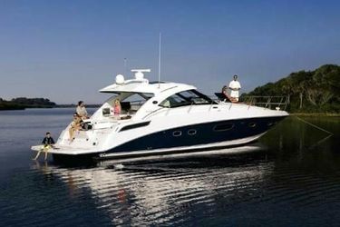 47' Sea Ray 2010