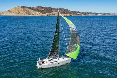 34' Jeanneau 2022