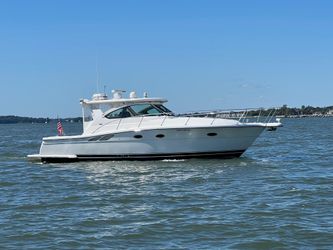 38' Tiara Yachts 2001