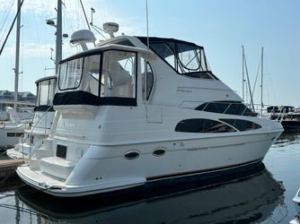 39' Carver 2005 Yacht For Sale