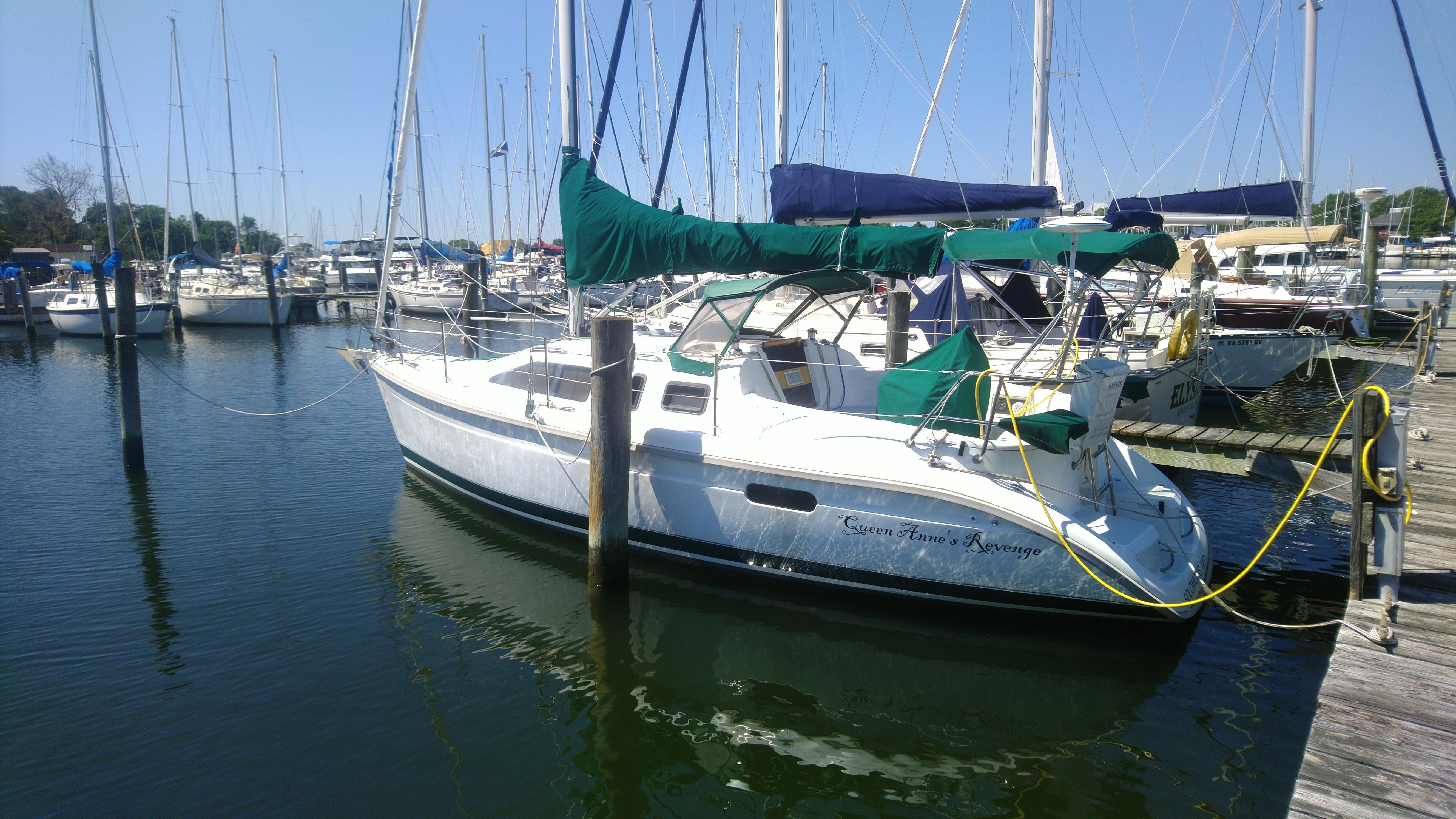 29 ft hunter sailboat