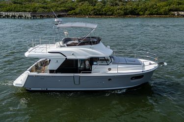 35' Beneteau 2022
