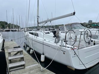 35' Beneteau 2023