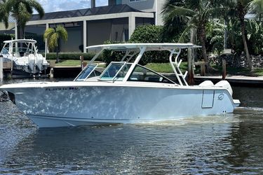 27' Sailfish 2021