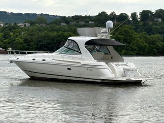 42' Cruisers Yachts 2003