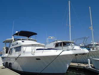 44' Carver 1999 Yacht For Sale