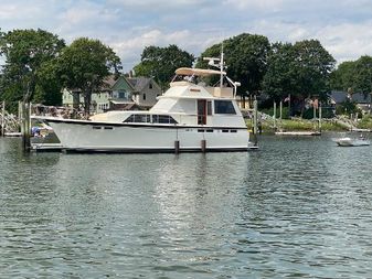 Chris-Craft 47 Commander Flush Deck