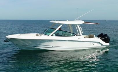 28' Boston Whaler 2023