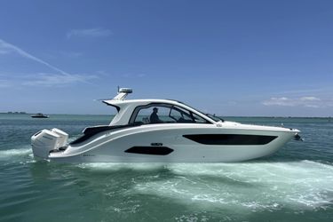 37' Sea Ray 2025