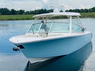 33' Cobia 2021