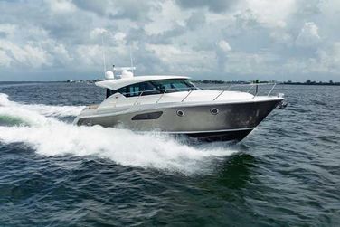 Tiara Yachts 44 Coupe