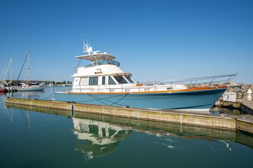 58' Grand Banks 2004