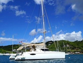 44' Fountaine Pajot 2009