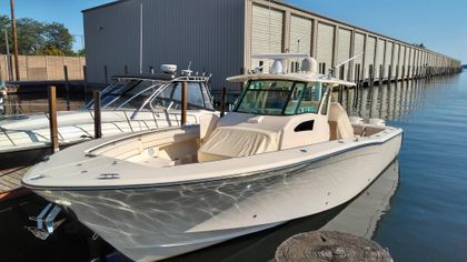 37' Grady-white 2016